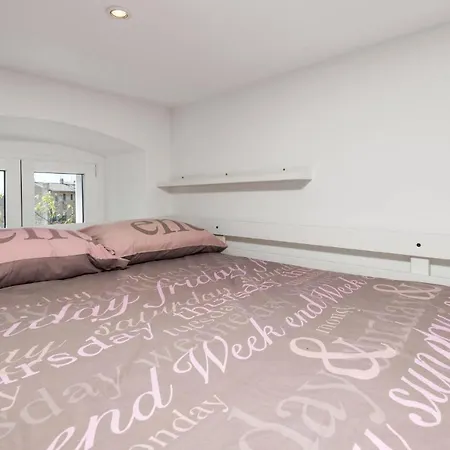 Amazing In With Wifi Apartment
